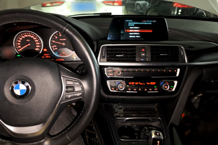 BMW 3 Series 2018 #11 BMW 3 Series 2018 car image #11