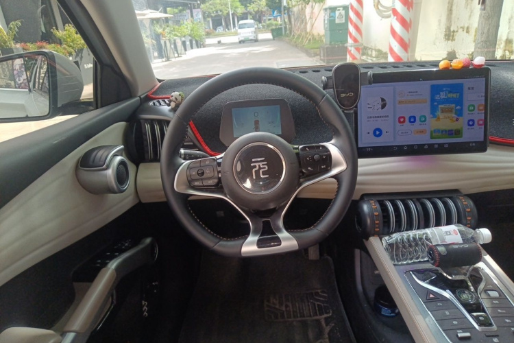 BYD Yuan Plus 2024 #15 BYD Yuan Plus 2024 car image #15