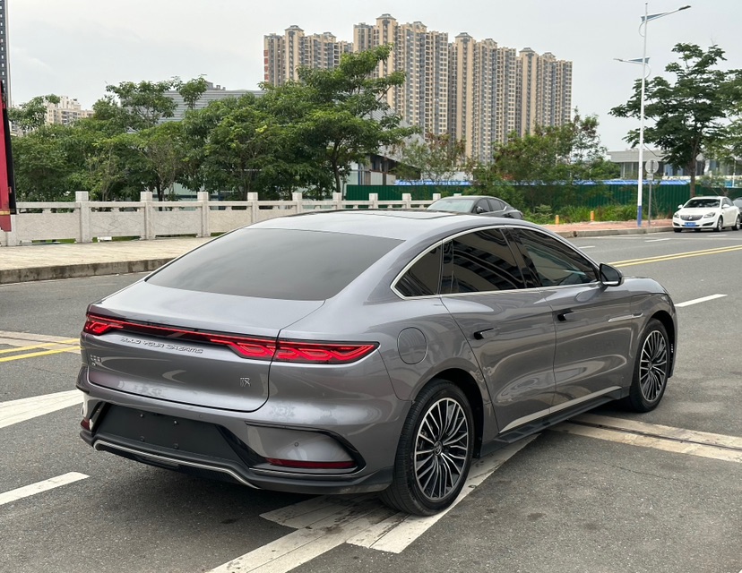 BYD Han 2023 #9 BYD Han 2023 car image #9