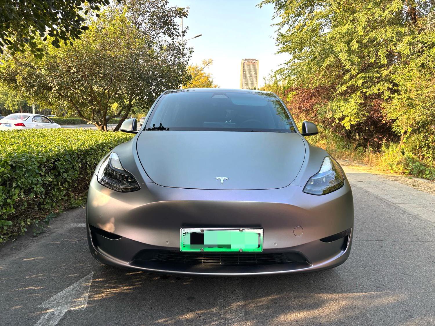 Tesla Model Y 2024 #2 Tesla Model Y 2024 car image #2