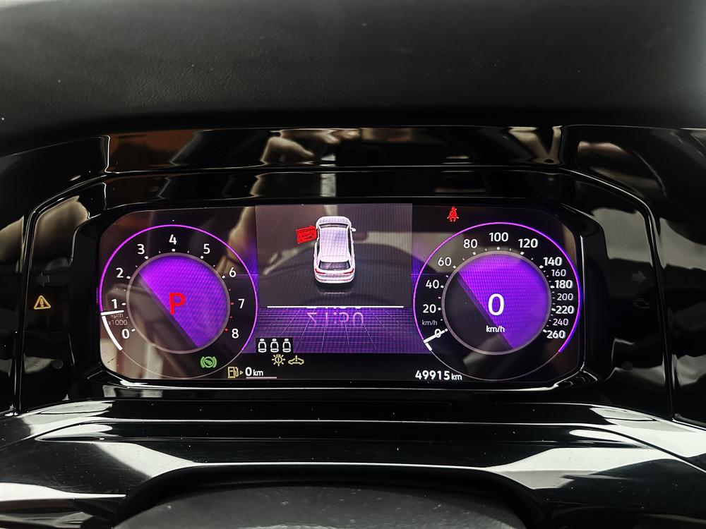 Volkswagen Golf 2021 car image #18