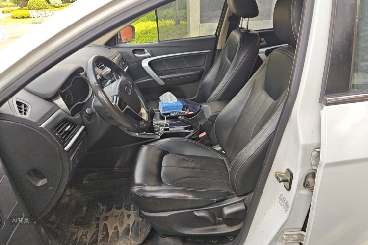 GEELY Emgrand 2017 car image #17