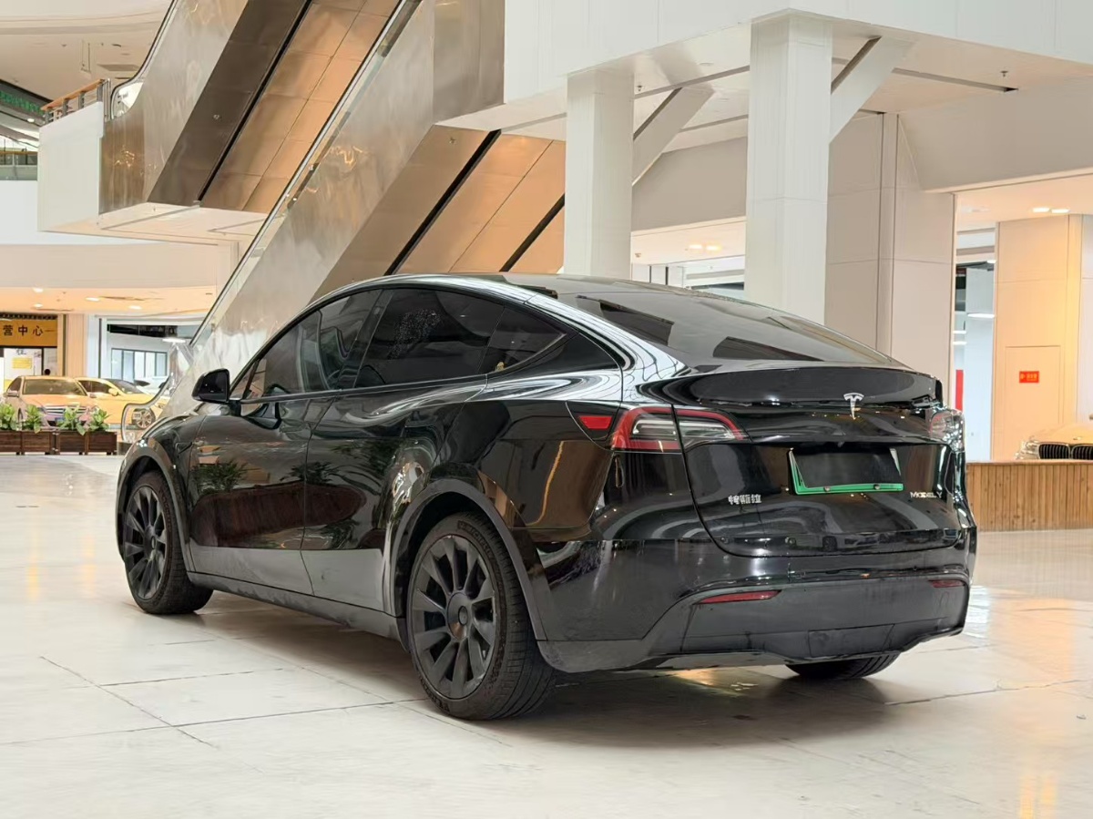 Tesla Model Y 2022 #7 Tesla Model Y 2022 car image #7