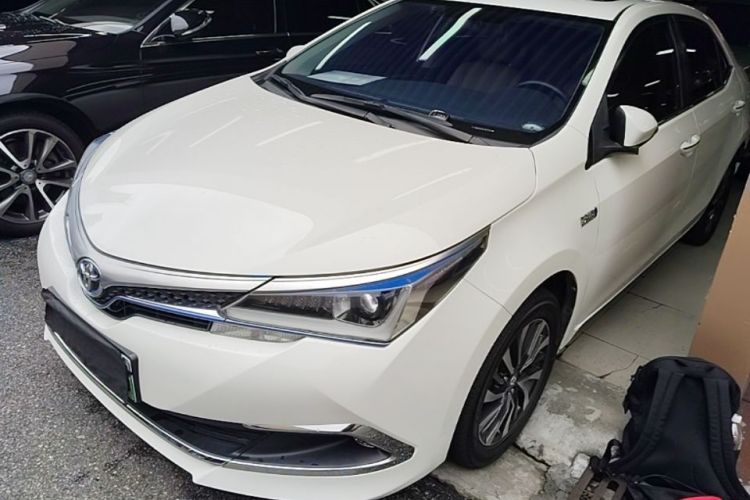 Toyota Corolla Hybird E+ 2020 car image #2
