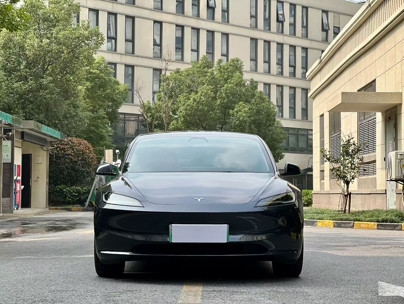 Tesla Model 3 2025 #2 Tesla Model 3 2025 immagine di auto #2
