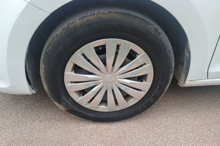 Volkswagen Santana 2019 car image #9