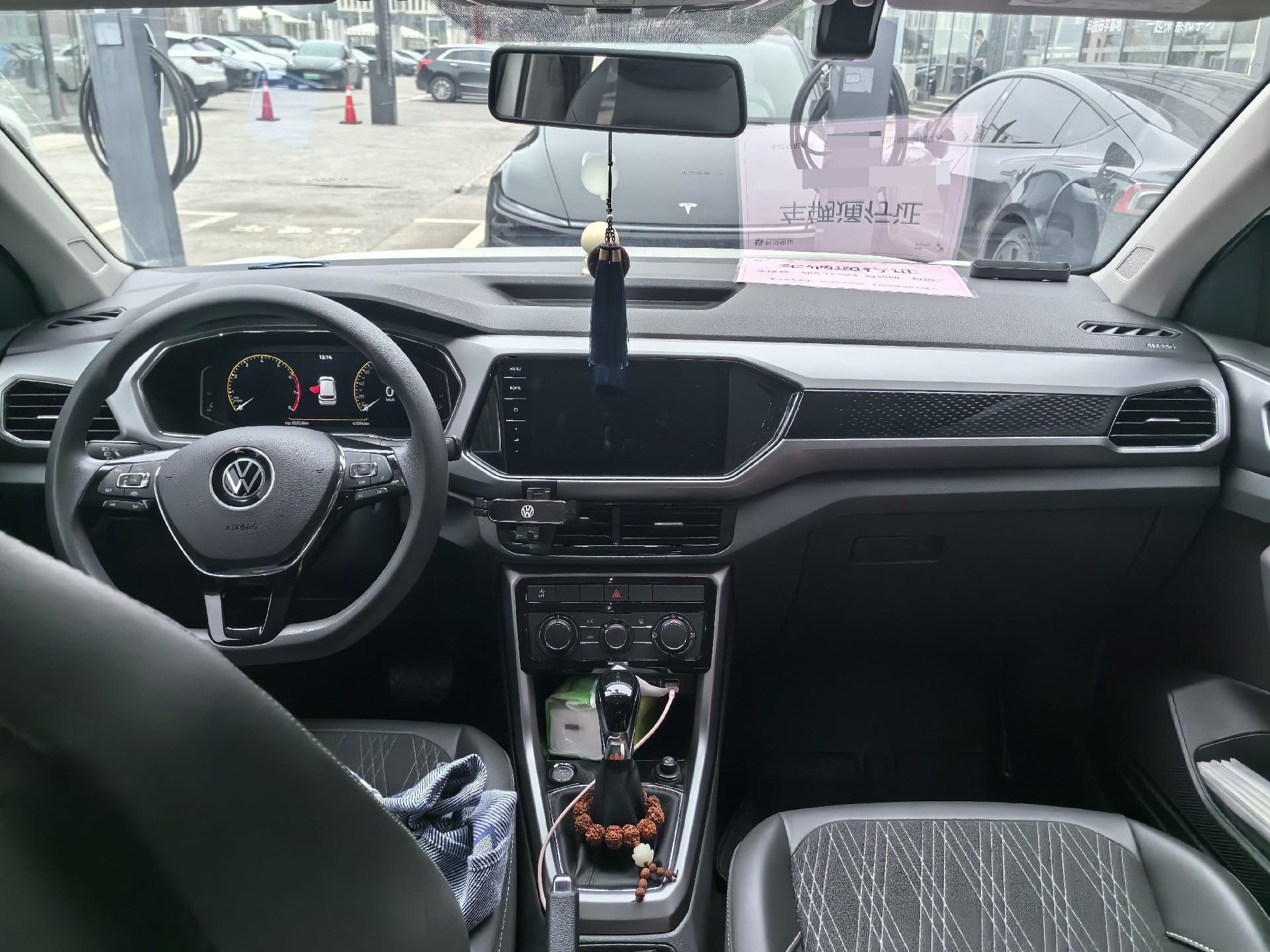 Volkswagen T-Cross 2022 #6 Volkswagen T-Cross 2022 صورة سيارة #6
