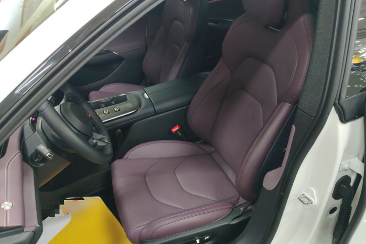 MI SU7 2024 car image #15