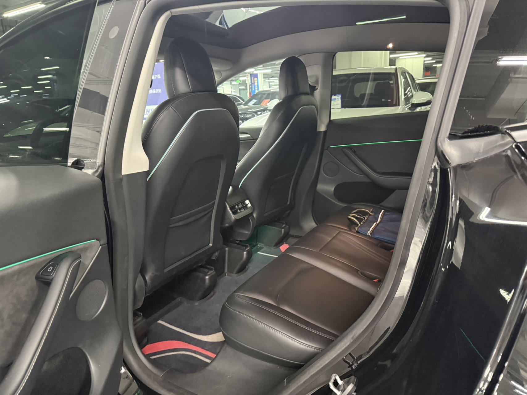 Tesla Model Y 2021 #5 Tesla Model Y 2021 car image #5