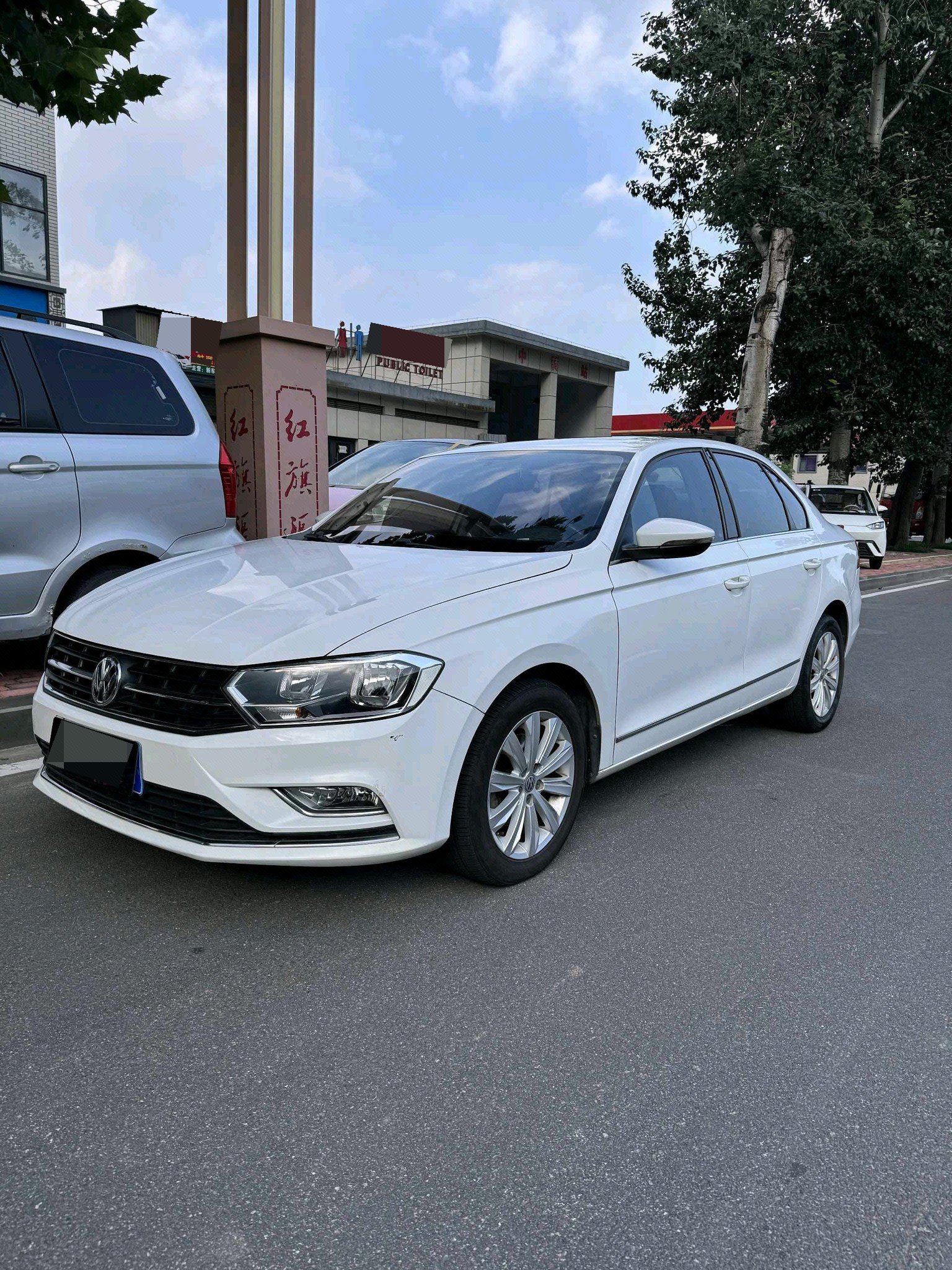 Volkswagen Bora 2017 car image 
