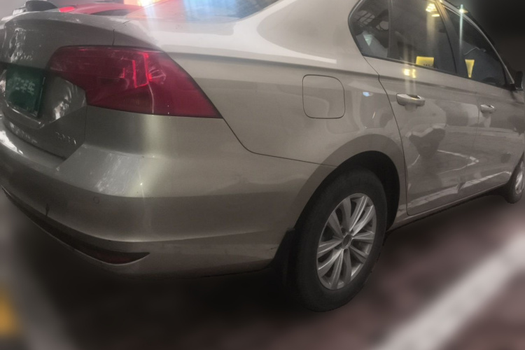 Volkswagen Bora 2016 car image #5