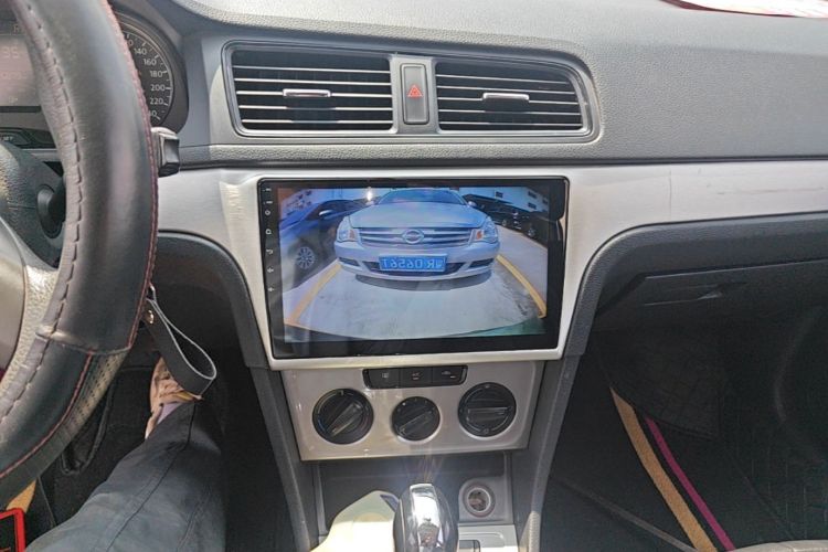 Volkswagen Lavida 2015 car image #17