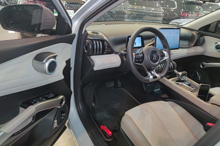 BYD Yuan Plus 2024 car image #16