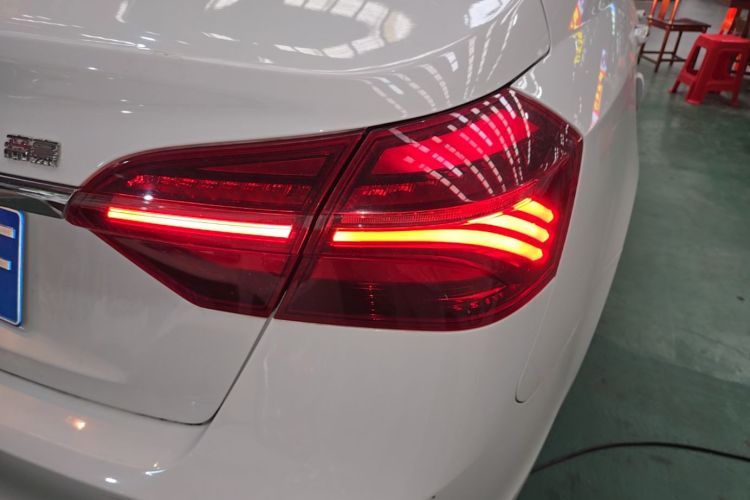 GEELY Emgrand 2018 #8 GEELY Emgrand 2018 car image #8