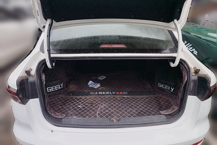 GEELY Emgrand 2022 car image #21