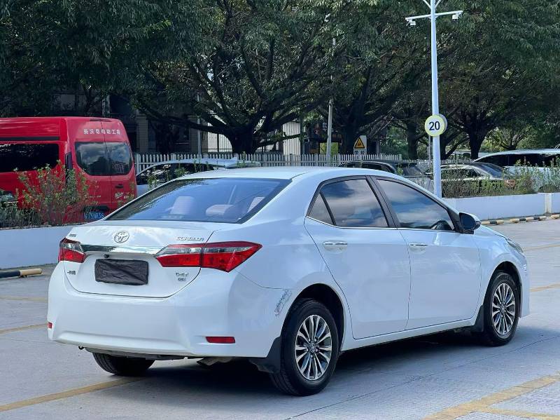 Toyota Corolla 2017 #4 Toyota Corolla 2017 صورة سيارة #4