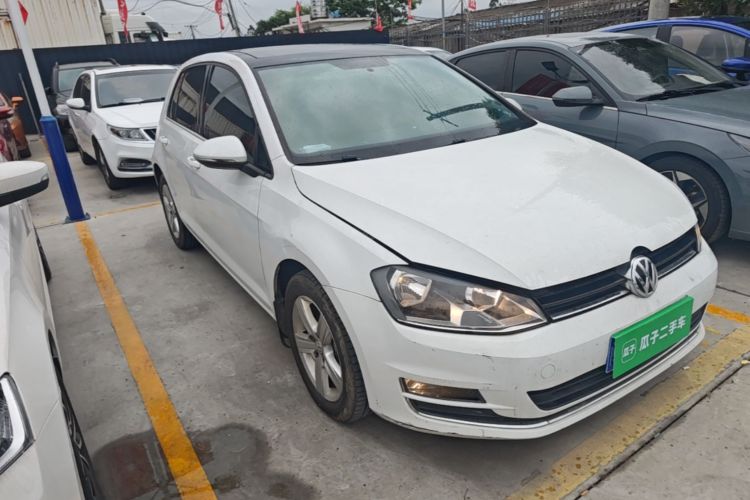 Volkswagen Golf 2016 car image #6
