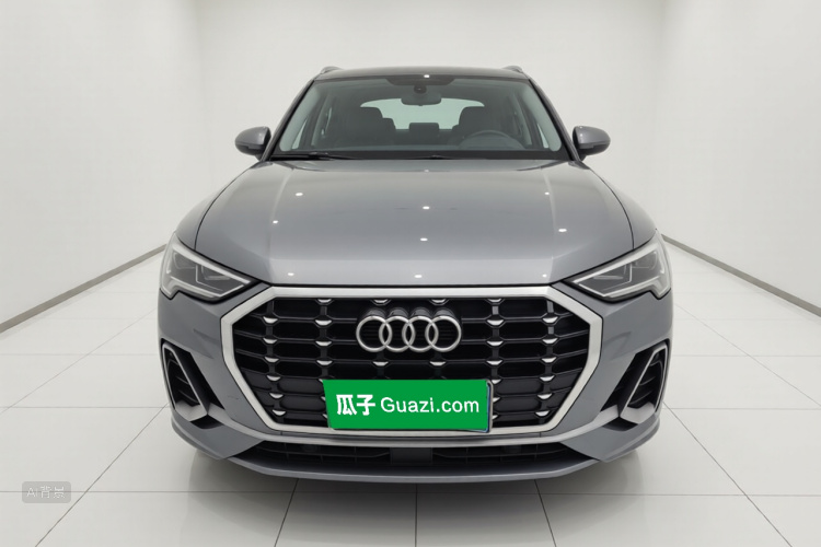 Audi Q3 2021 car image #3