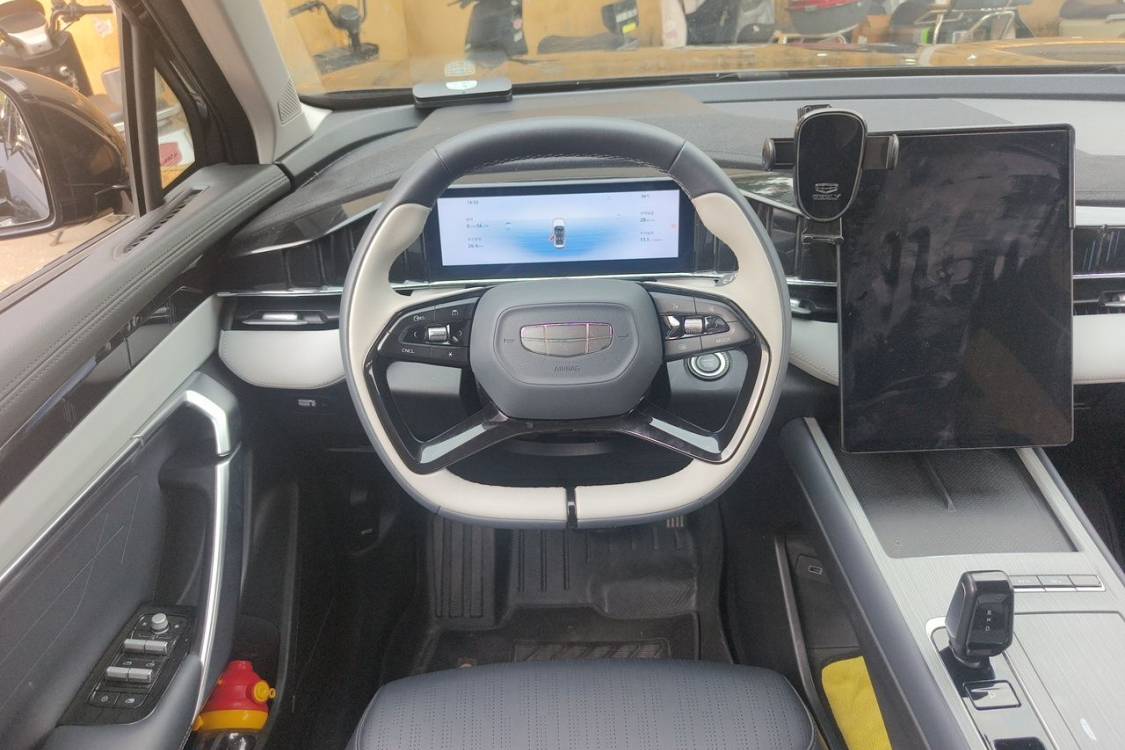 GEELY Boyue L 2025 #22 GEELY Boyue L 2025 car image #22