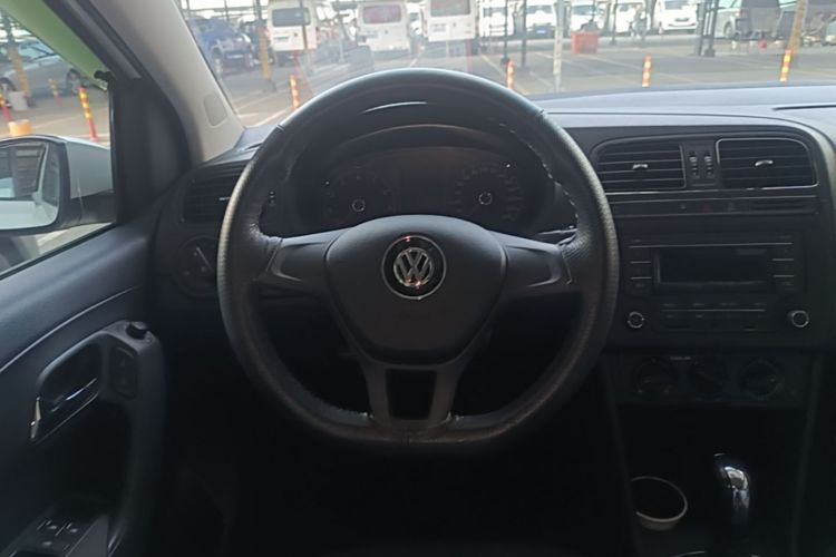 Volkswagen Polo 2019 #11 Volkswagen Polo 2019 car image #11