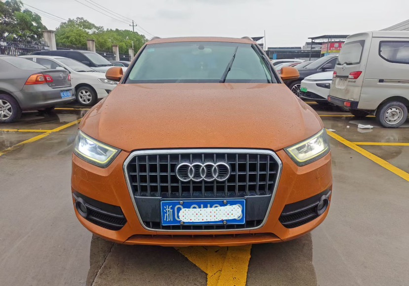 Audi Q3 2014 car image #2