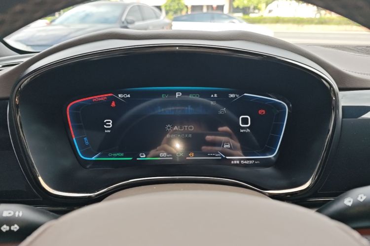 2022 car image #12