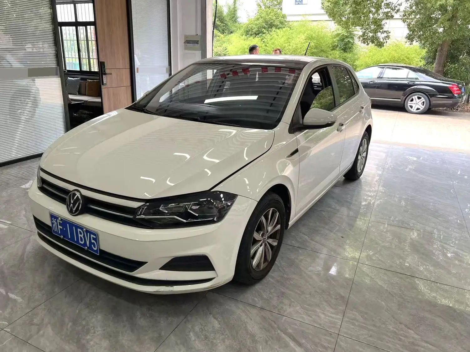 Volkswagen Polo 2021 car image 