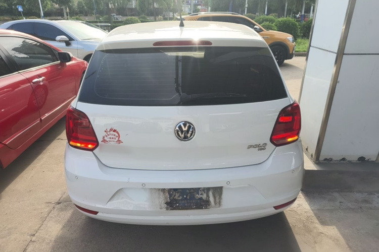 Volkswagen Polo 2019 car image #6