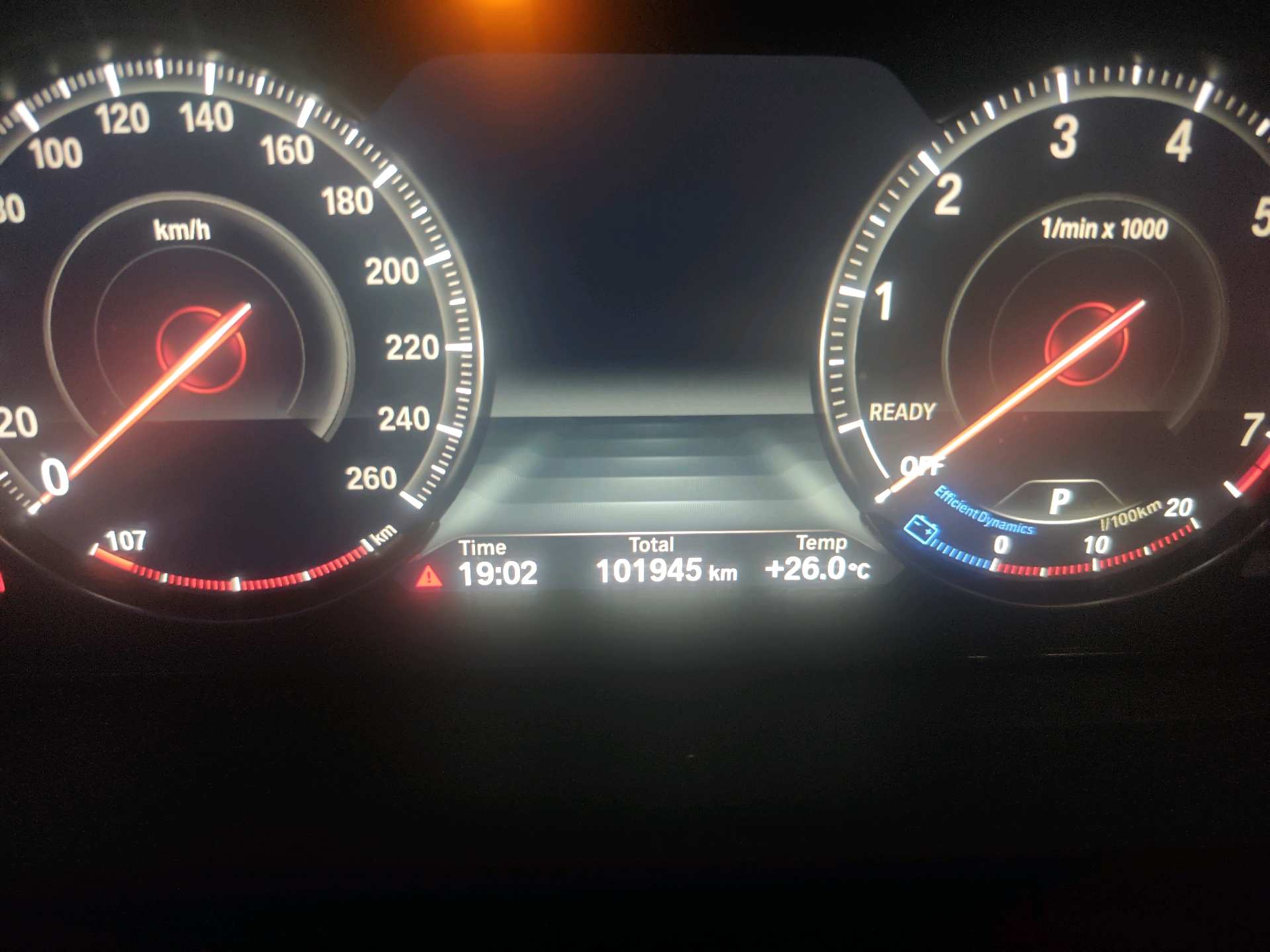 BMW 3 Series 2019 car image #6
