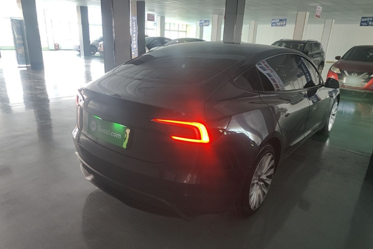 Tesla Model 3 2024 #7 Tesla Model 3 2024 car image #7