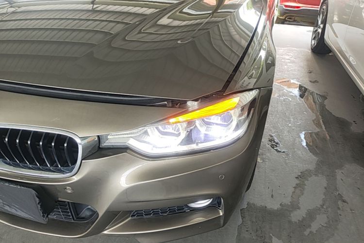 BMW 3 Series 2018 #20 BMW 3 Series 2018 car image #20