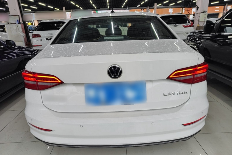 Volkswagen Lavida 2020 #6 Volkswagen Lavida 2020 car image #6