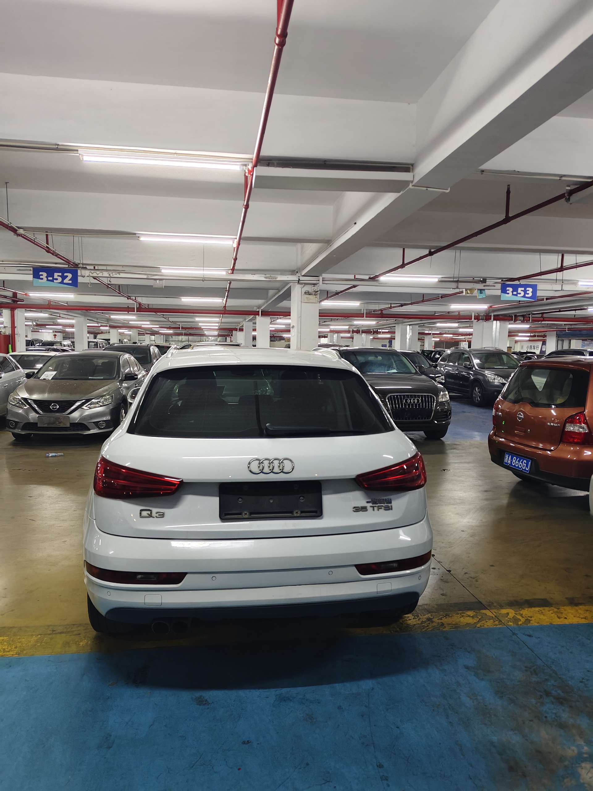 Audi Q3 2018 #8 Audi Q3 2018 car image #8