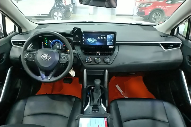 Toyota Corolla Cross 2024 car image #11