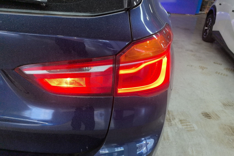 BMW X1 2018 image de voiture #8