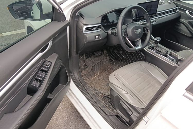 GEELY Emgrand 2024 #16 GEELY Emgrand 2024 car image #16