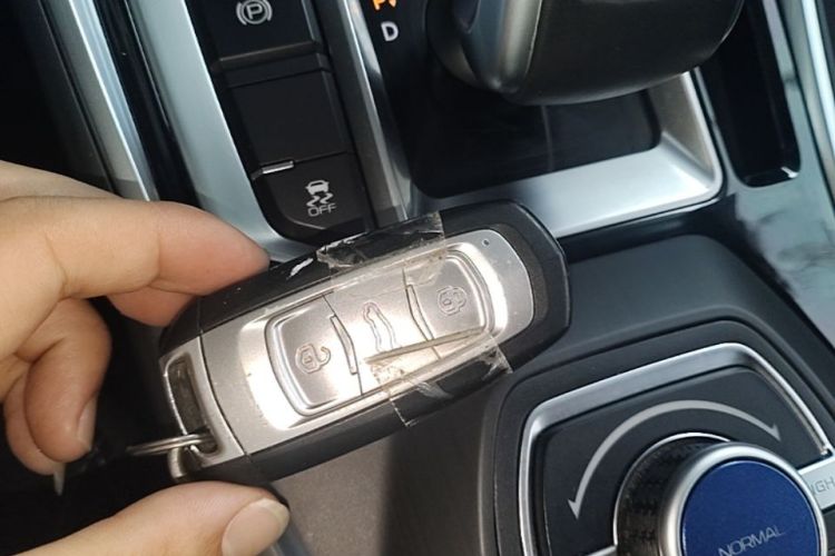 GEELY Emgrand New Energy 2019 #9 GEELY Emgrand New Energy 2019 car image #9
