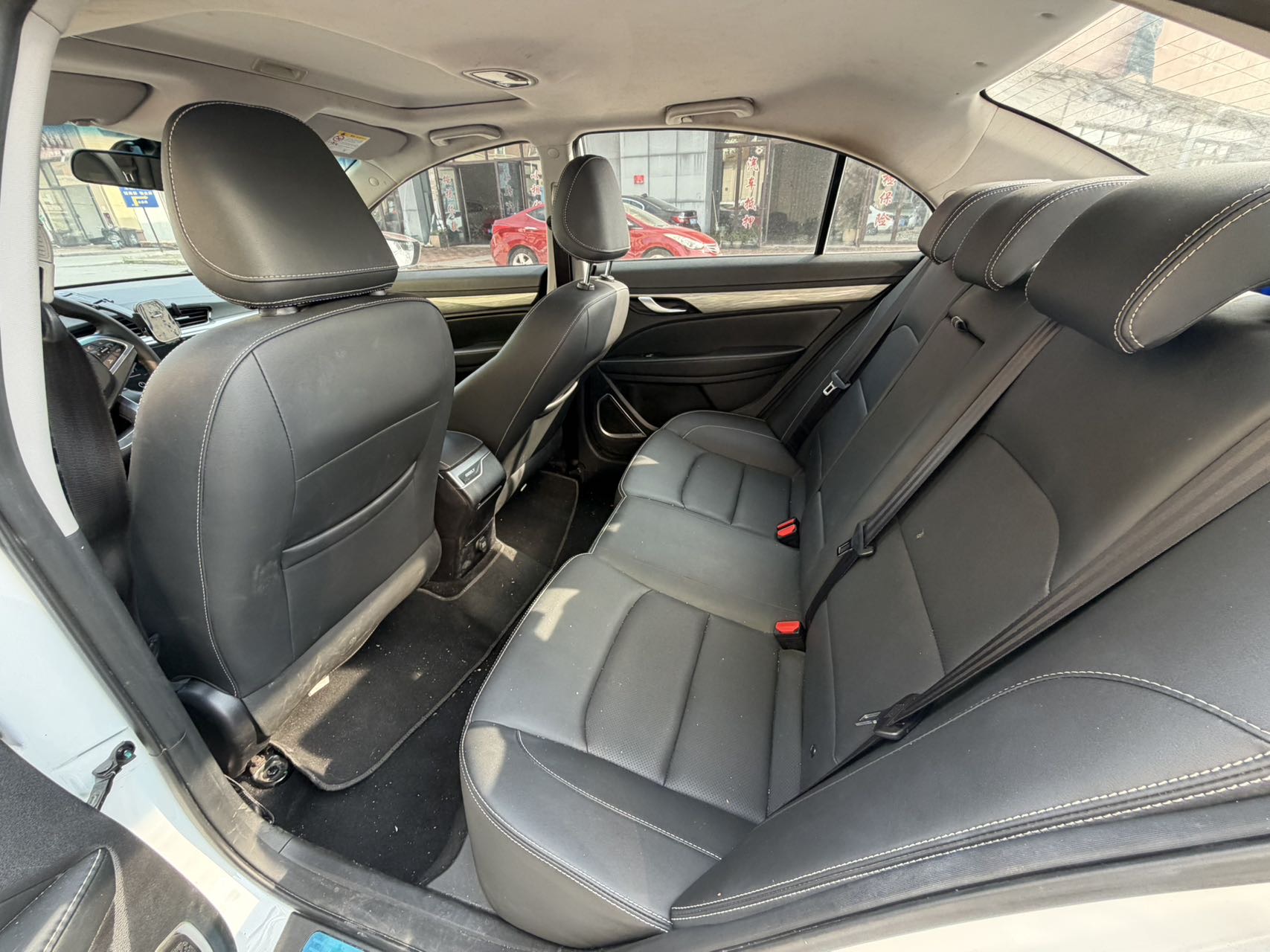 GEELY Emgrand 2020 car image #4