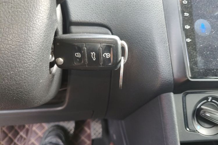 Volkswagen Polo 2017 #14 Volkswagen Polo 2017 car image #14