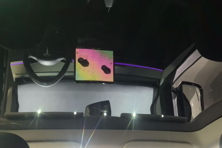 Tesla Model Y 2023 #26 Tesla Model Y 2023 car image #26