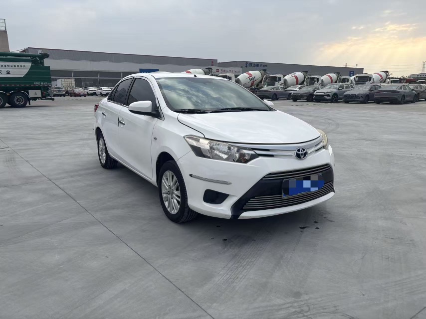 Toyota Vios 2015 #5 Toyota Vios 2015 car image #5