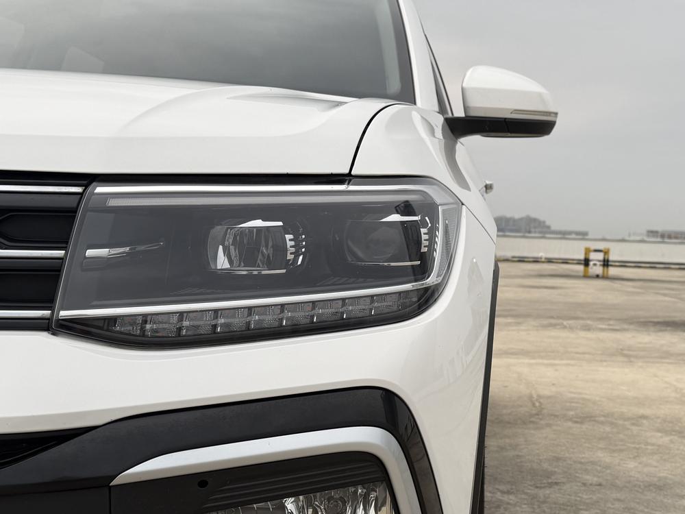 Volkswagen T-Cross 2021 #10 Volkswagen T-Cross 2021 car image #10