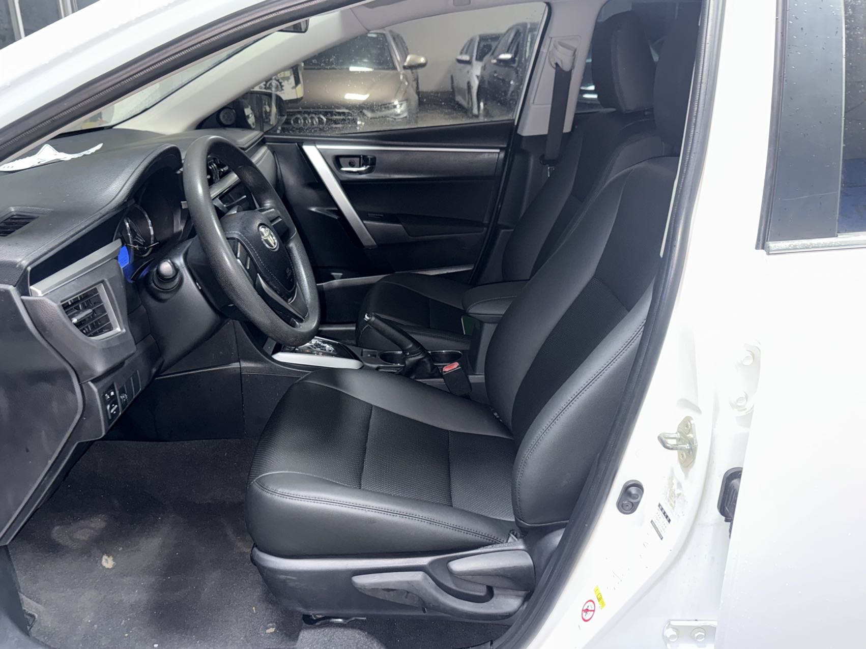 Toyota Corolla 2017 #2 Toyota Corolla 2017 car image #2