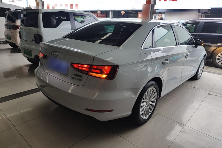 Audi A3 2017 imagem de carro #7