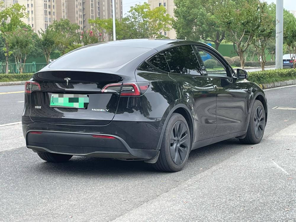 Tesla Model Y 2023 #6 Tesla Model Y 2023 immagine di auto #6