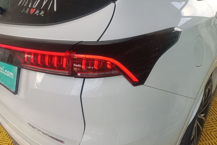 Jetour X70 PLUS 2022 #8 Jetour X70 PLUS 2022 car image #8