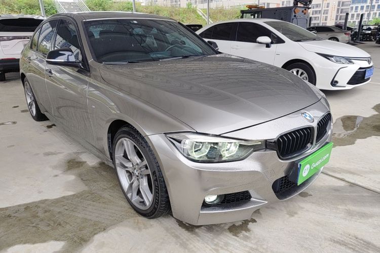 BMW 3 Series 2018 car image #4