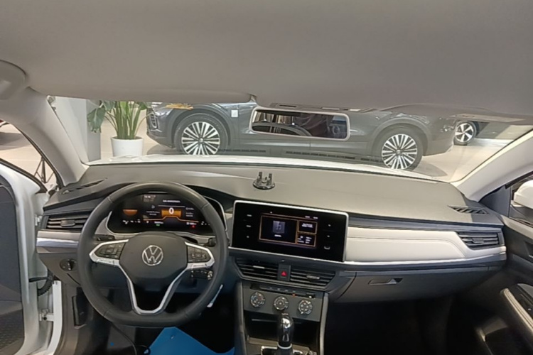 Volkswagen Bora 2024 #10 Volkswagen Bora 2024 immagine di auto #10