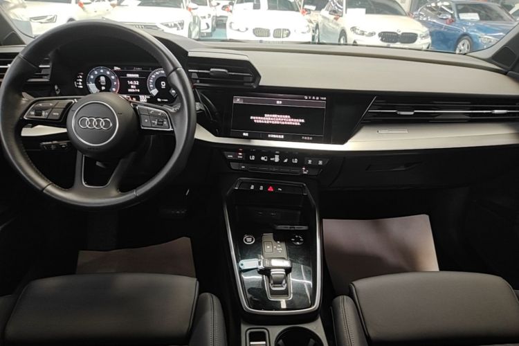 Audi A3 2021 immagine di auto #13