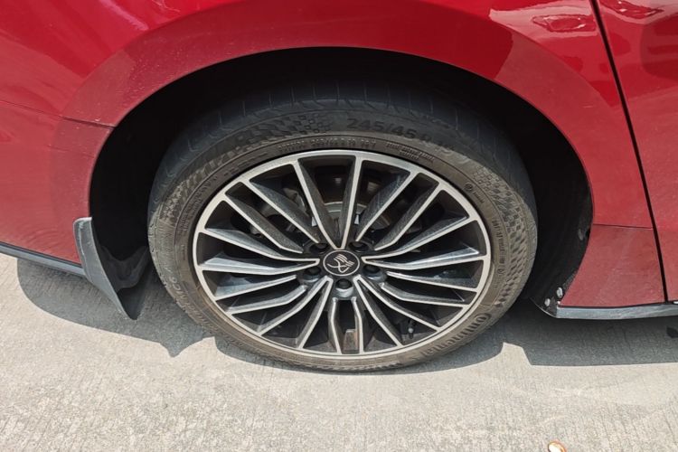 BYD Han 2022 car image #10